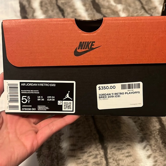 Jordan 11’s Size 5.5Y (7W) (taking offers‼️) - Picture 5 of 5